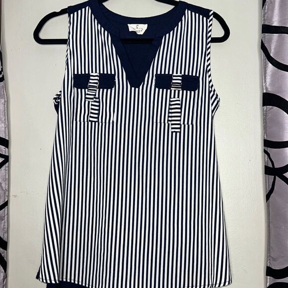 Ember navy blue and white sleeveless blouse, size small - Picture 1 of 7